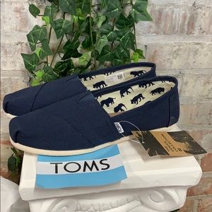 NEW Womens Toms Venice Collection Navy Canvas shoe